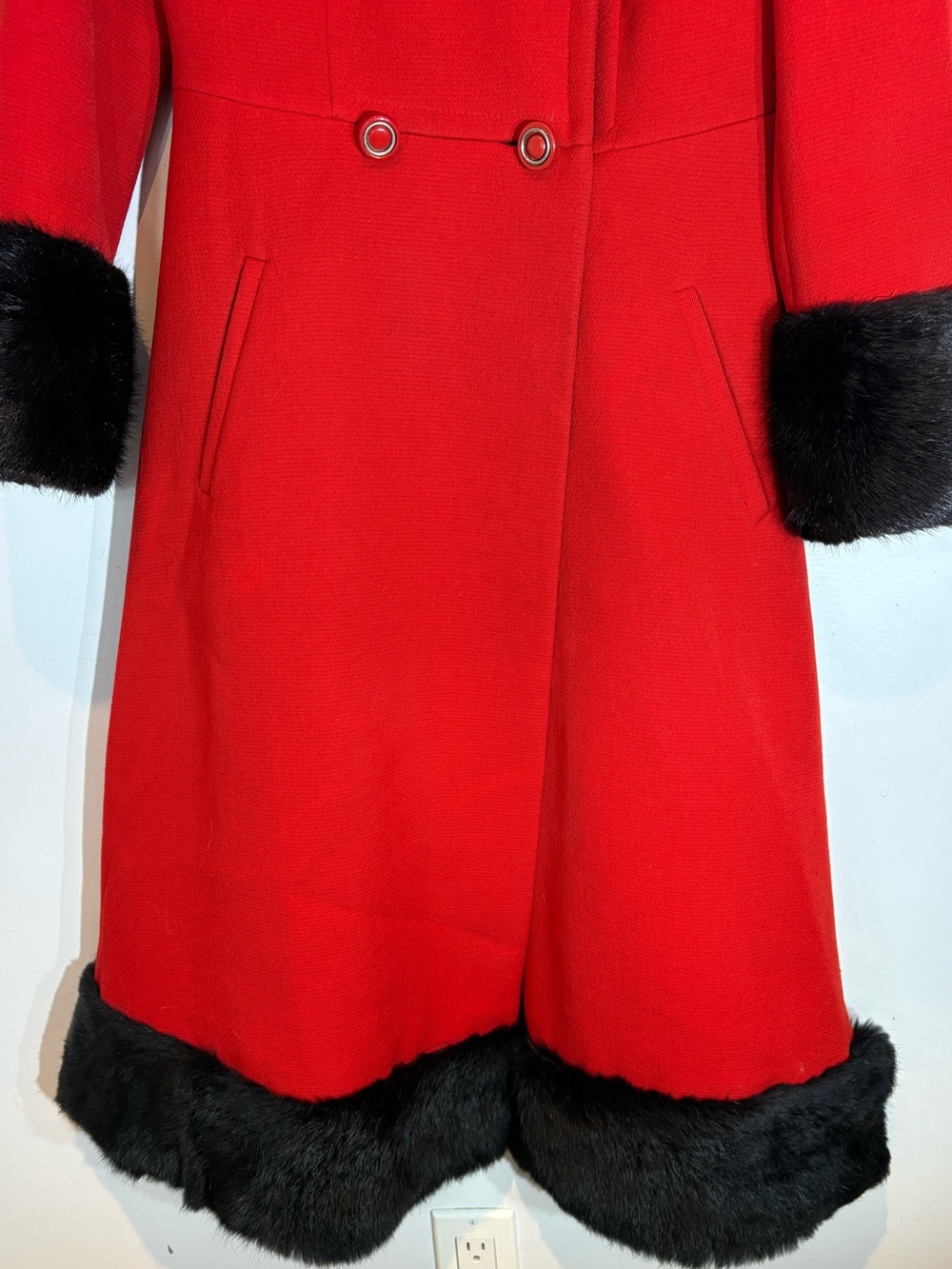 Vintage 1960s Red Wool Genuine Fur Trim Coat XS - Picture 4 of 13